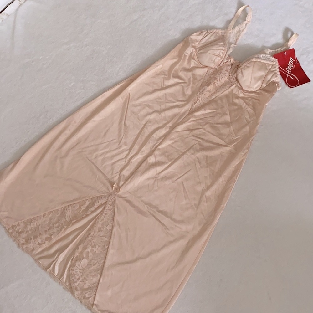 {VTG/NWT} Henson Kickernick | 70s Nylon Lace Underwire Bra Slip Dress 1865 (34C) - Picture 16 of 16
